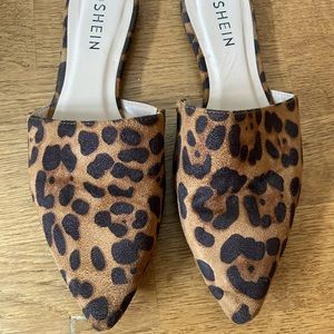 Leopard Flat Mules